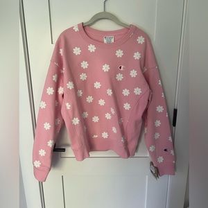 Urban Outfitters Champion Daisy Crewneck (NWT)